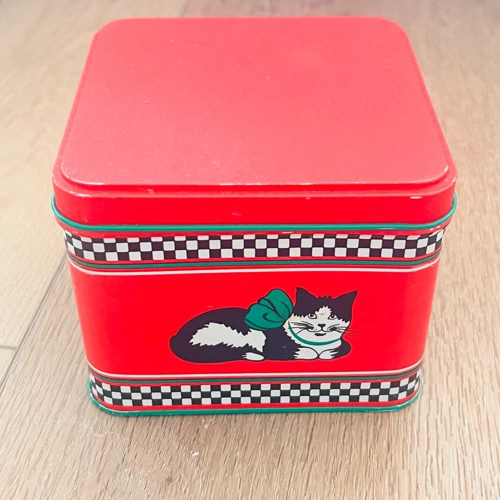 Vintage‎ Potpourri Press Meow Mates Tuxedo Cat Tin Red Checkered USA Kitten